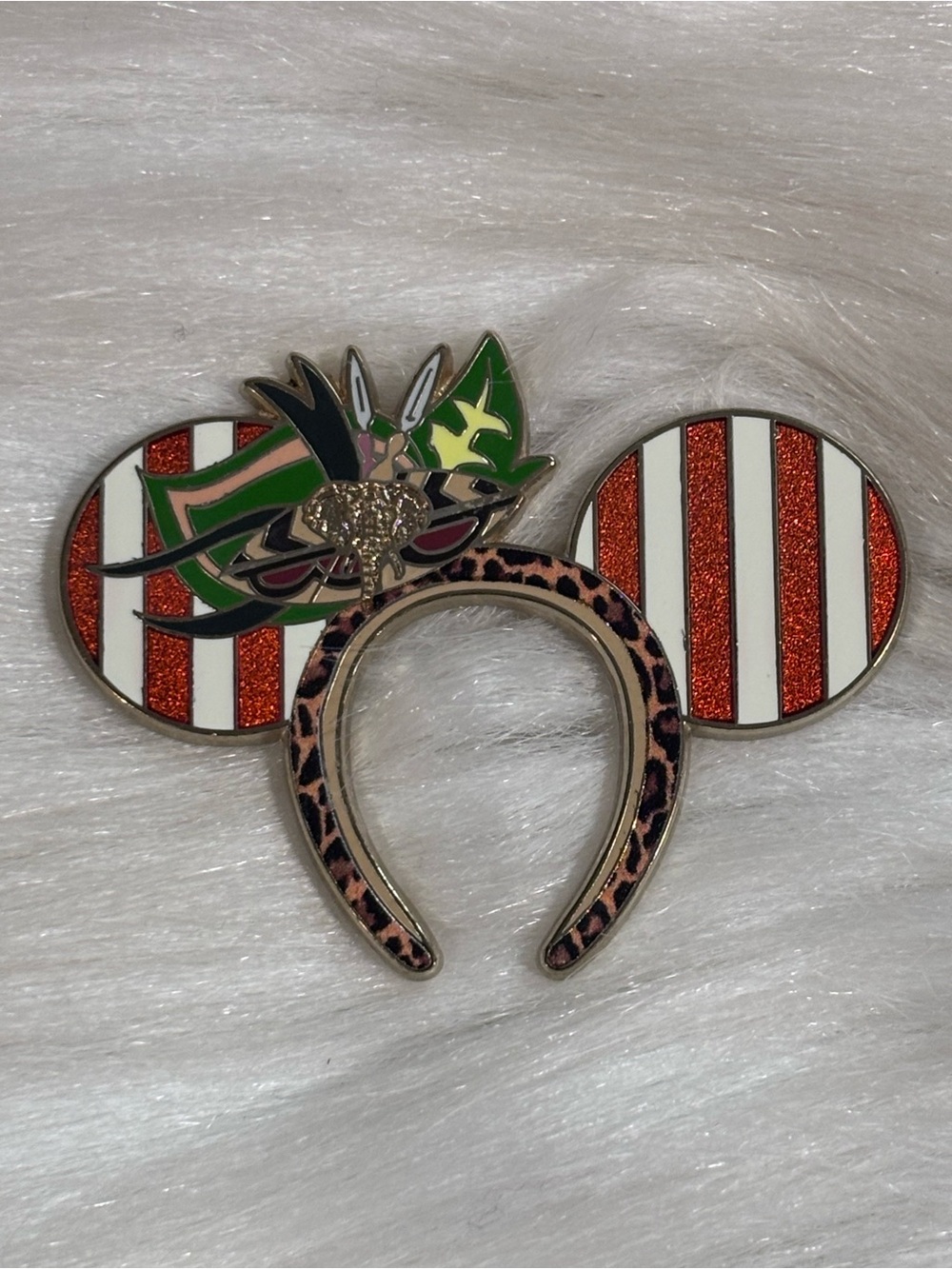 Disney Minnie Mouse Main Attraction Jungle Cruise Pin